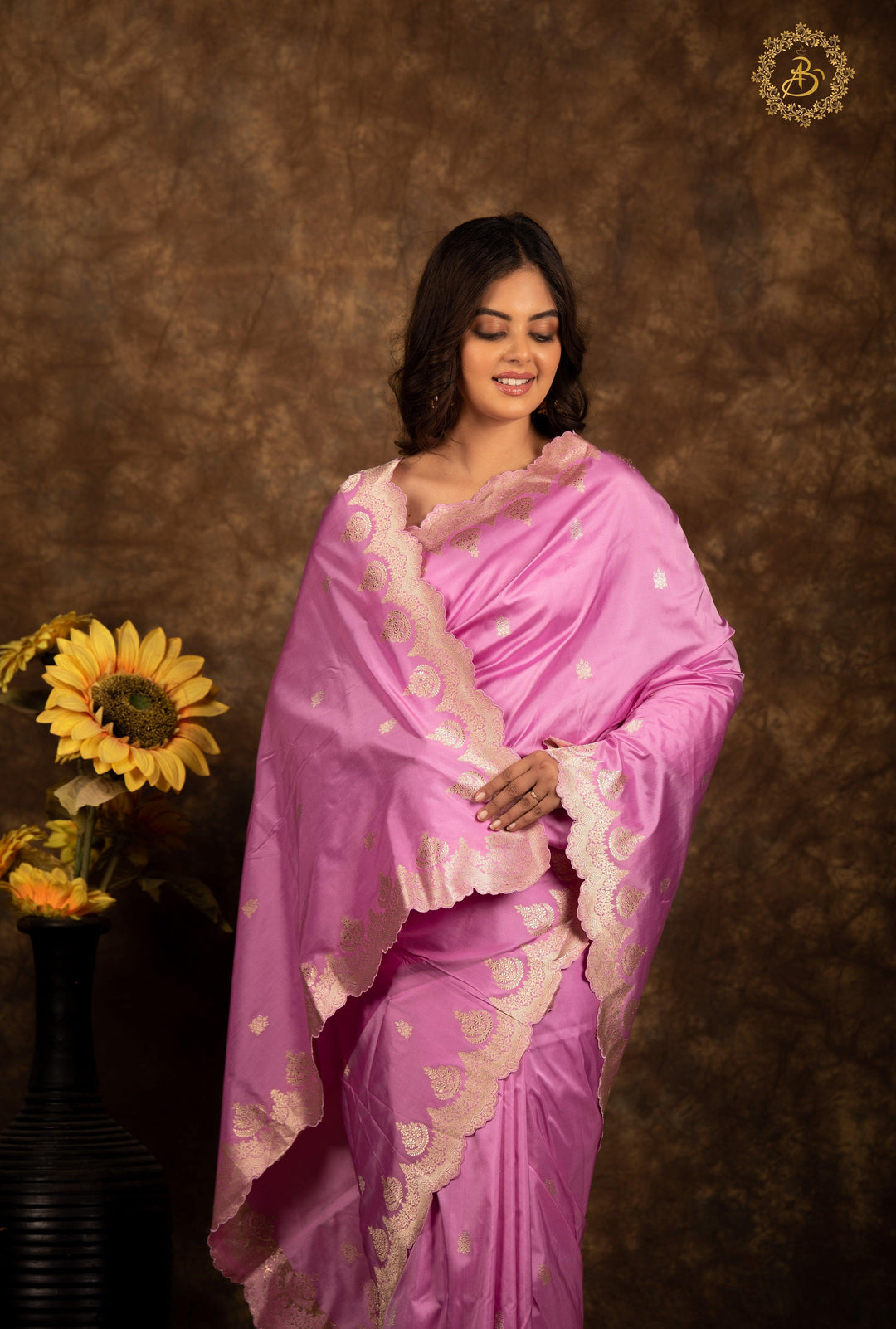 Lavender Banarasi Handloom Katan Silk Saree - Aura Benaras