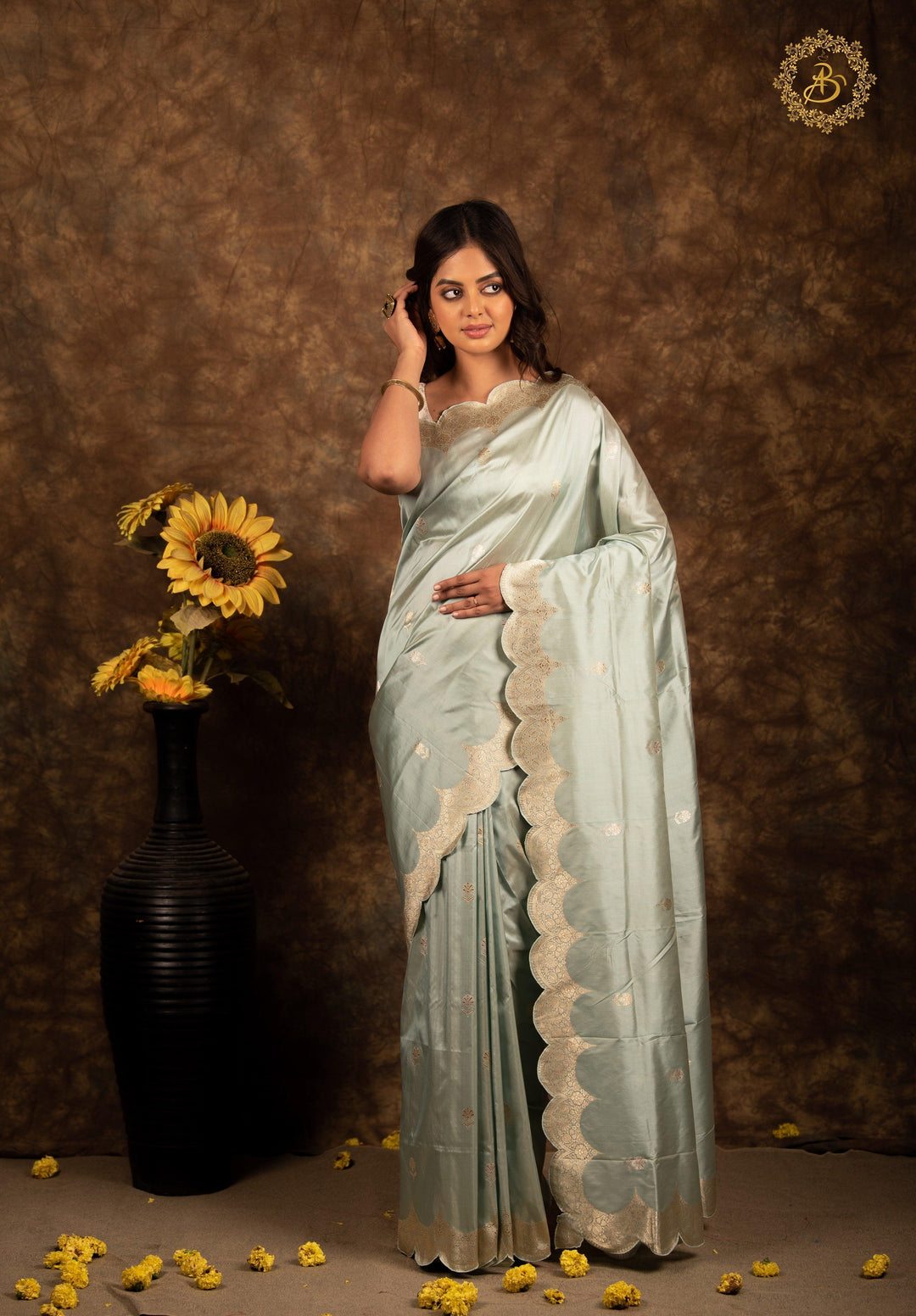 Grey Banarasi Handloom Katan Silk Saree - Aura Benaras