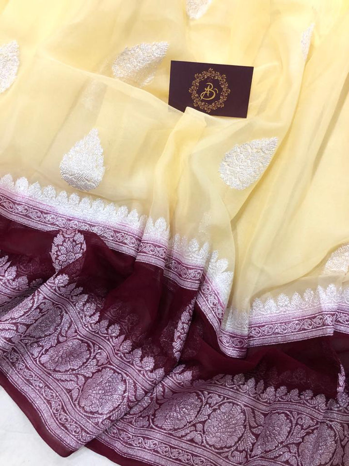 Cream Khaddi Chiffon Banarasi Handloom Saree - Aura Benaras