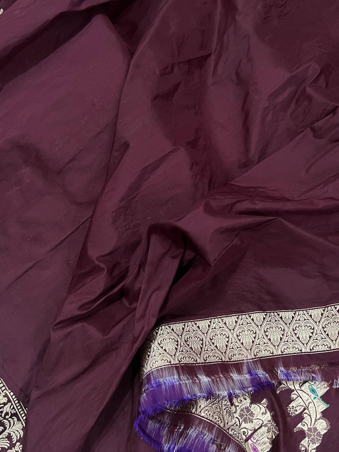 Deep Maroon Kadwa Jaal Pure Banarasi Handloom Katan Silk Saree - Aura Benaras