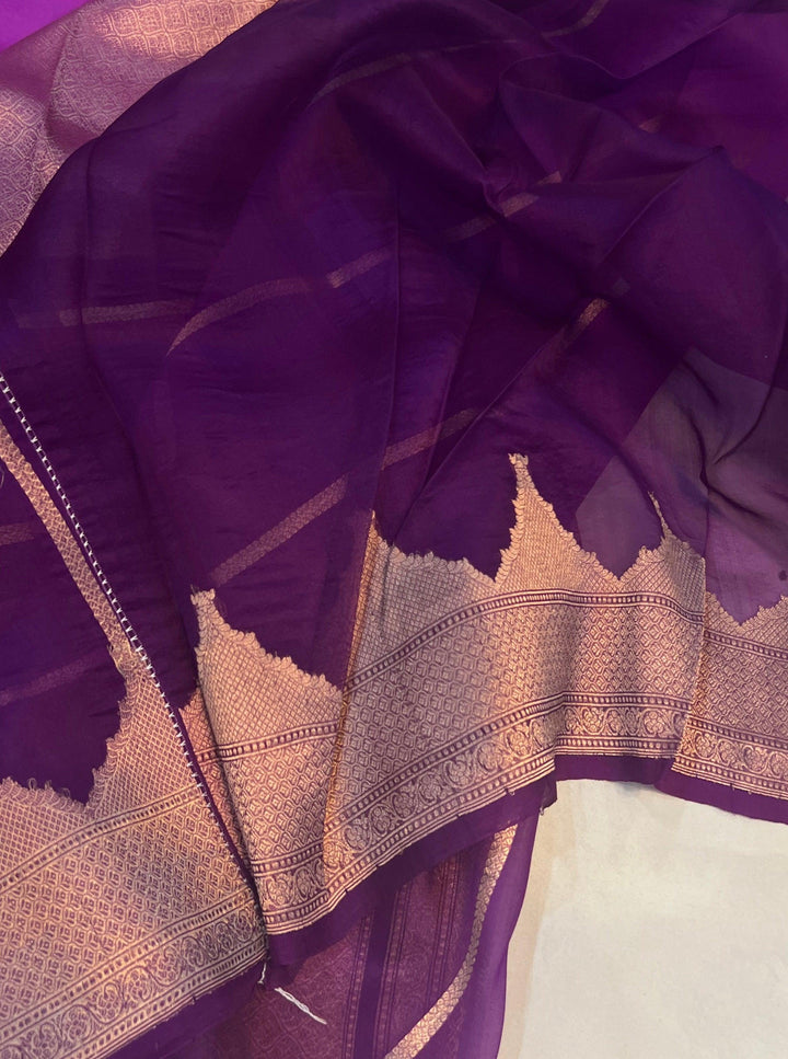 Purple Shaded Banarasi Handloom Kora Silk Saree - Aura Benaras