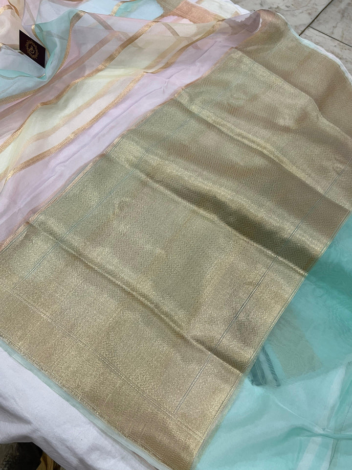 Rangkaat Pure Banarasi Handloom Kora Silk Saree - Aura Benaras