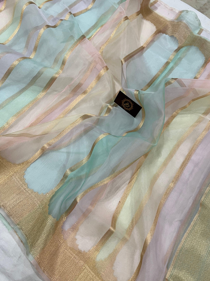 Rangkaat Pure Banarasi Handloom Kora Silk Saree - Aura Benaras