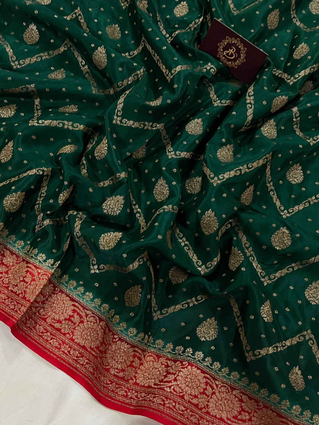 Bottle green Pure Banarasi Khaddi Crepe Silk Saree - Aura Benaras