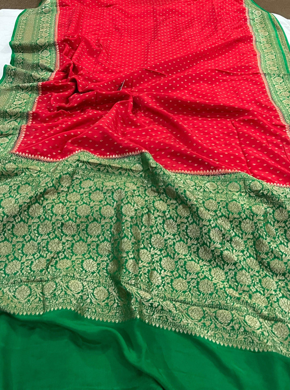 Red Pure Banarasi Khaddi Crepe Silk Saree - Aura Benaras