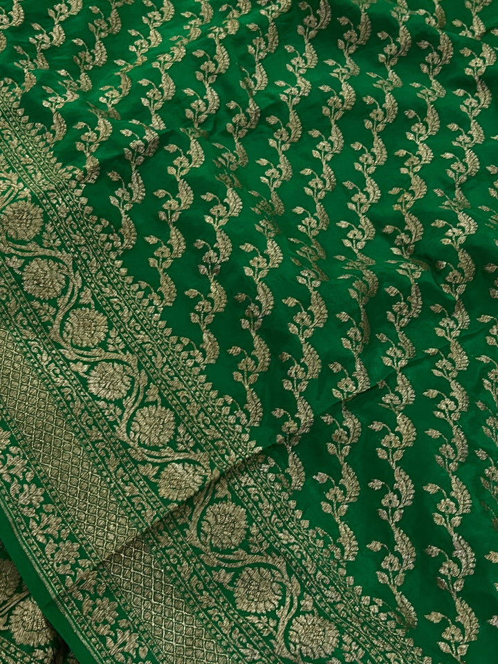 Red Pure Banarasi Khaddi Crepe Silk Saree - Aura Benaras