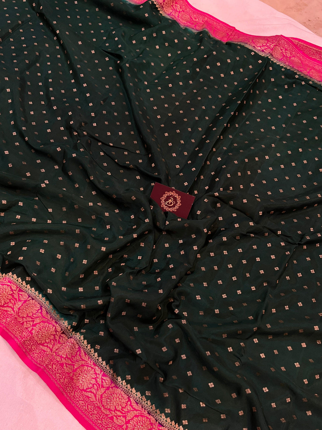 Bottle Green Pure Banarasi Khaddi Crepe Silk Saree - Aura Benaras