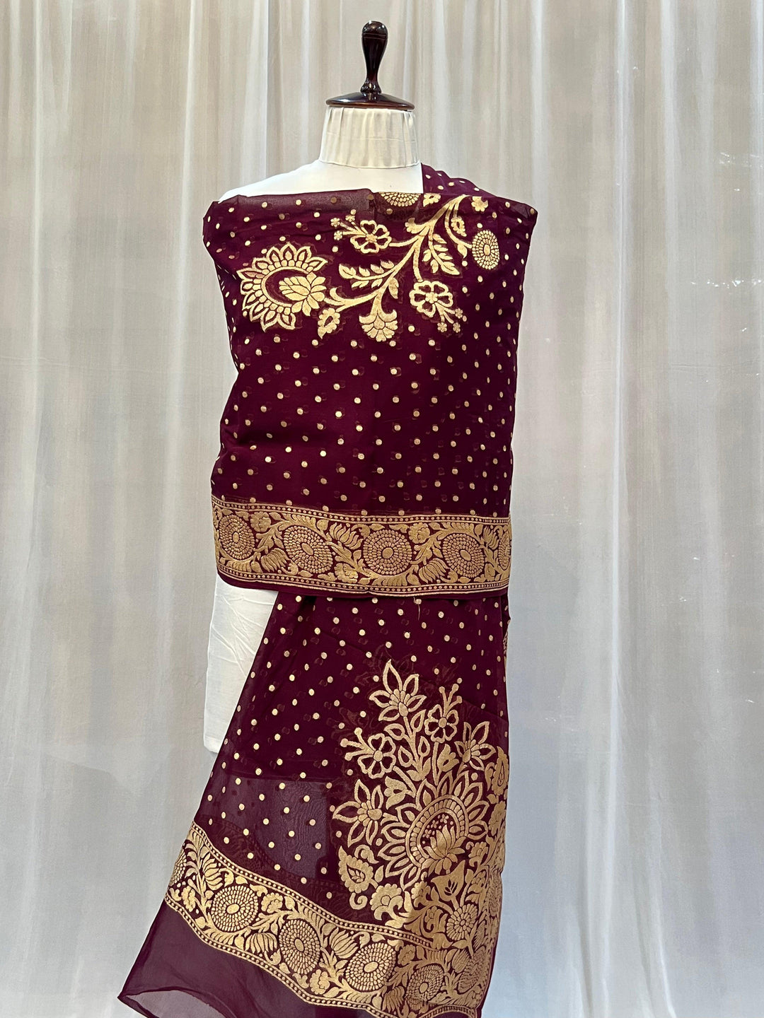 Deep Maroon Pure Banarasi Handloom Georgette Dupatta - Aura Benaras