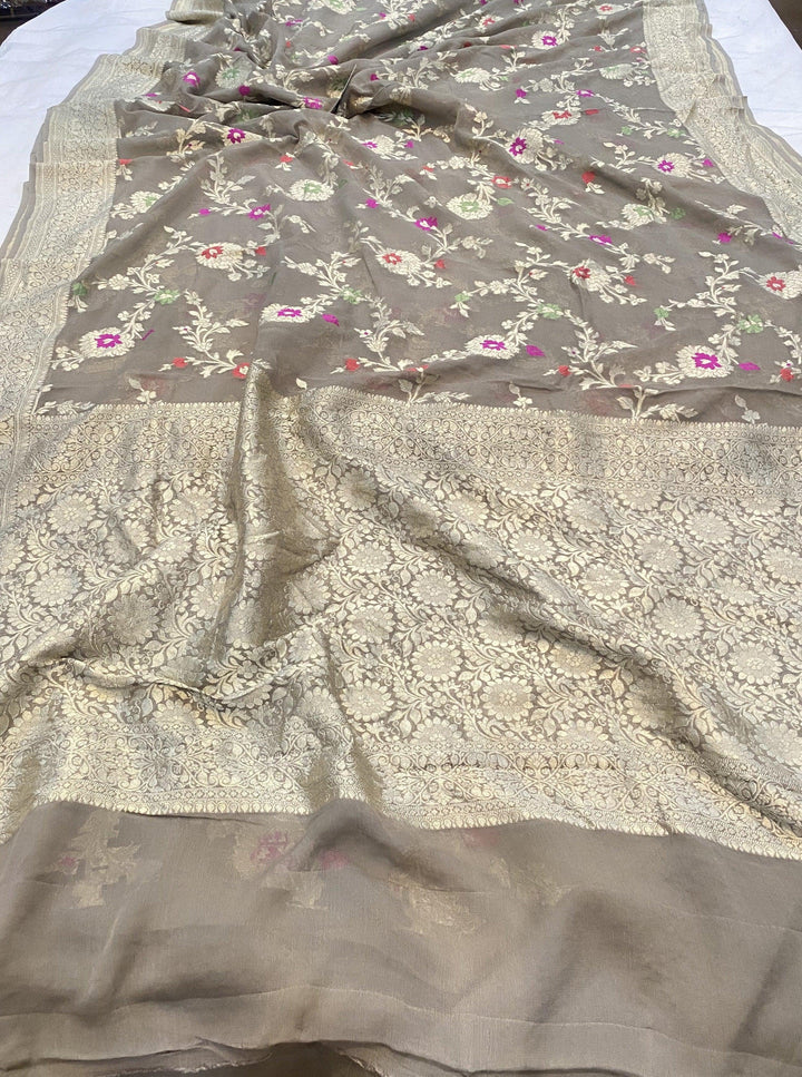 Light Grey Banarasi Khaddi Georgette Saree - Aura Benaras