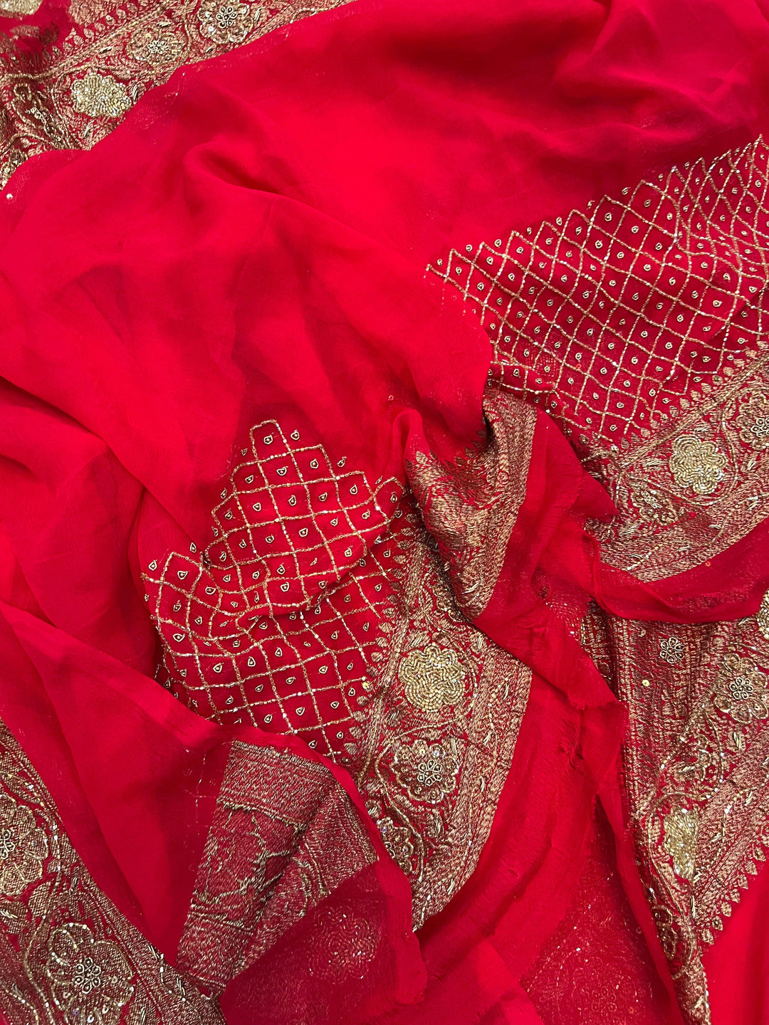 Red Zardozi Handloom Pure Georgette Silk Saree - Aura Benaras