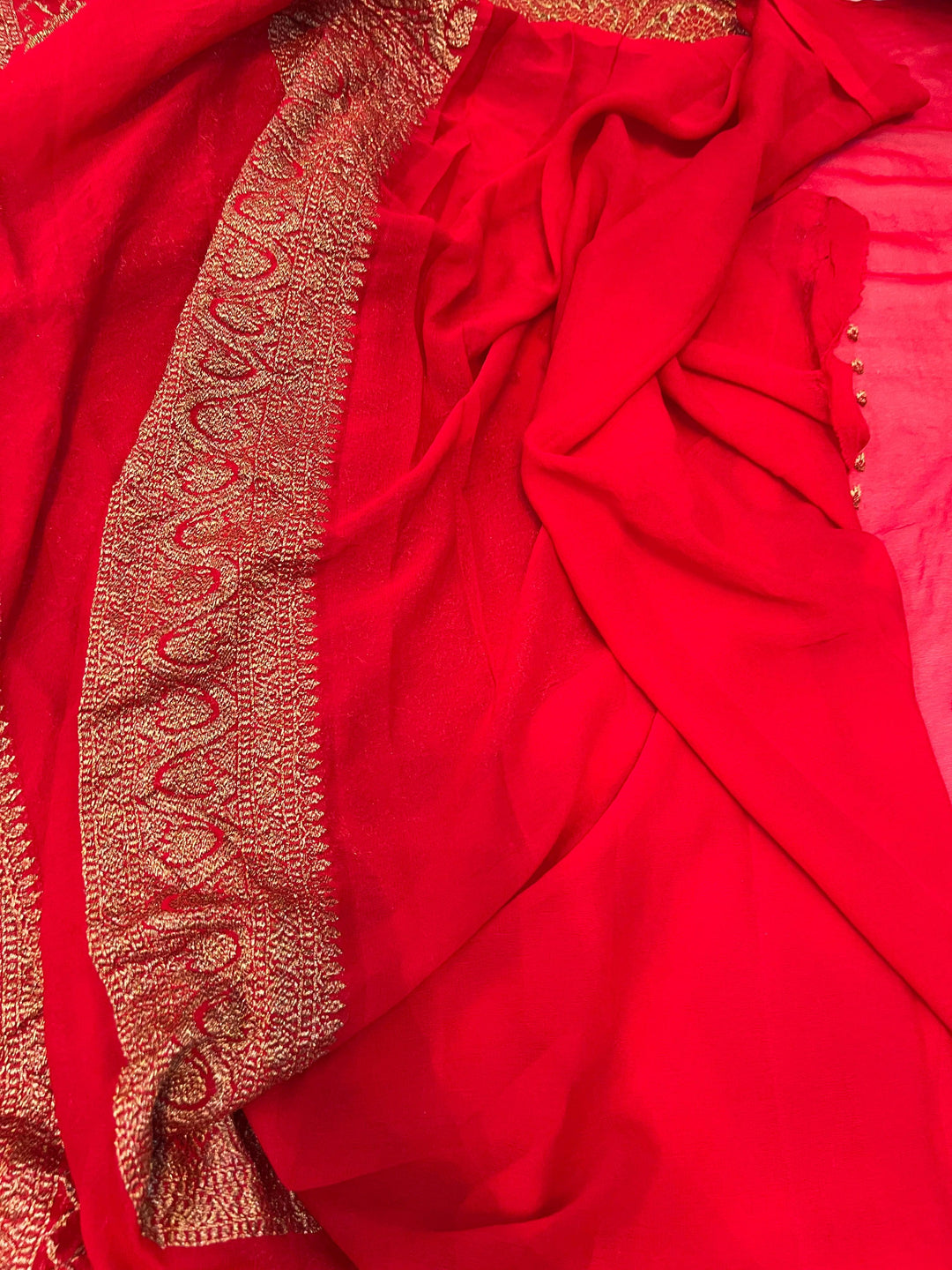 Red Pure Banarasi Khaddi Georgette Saree - Aura Benaras