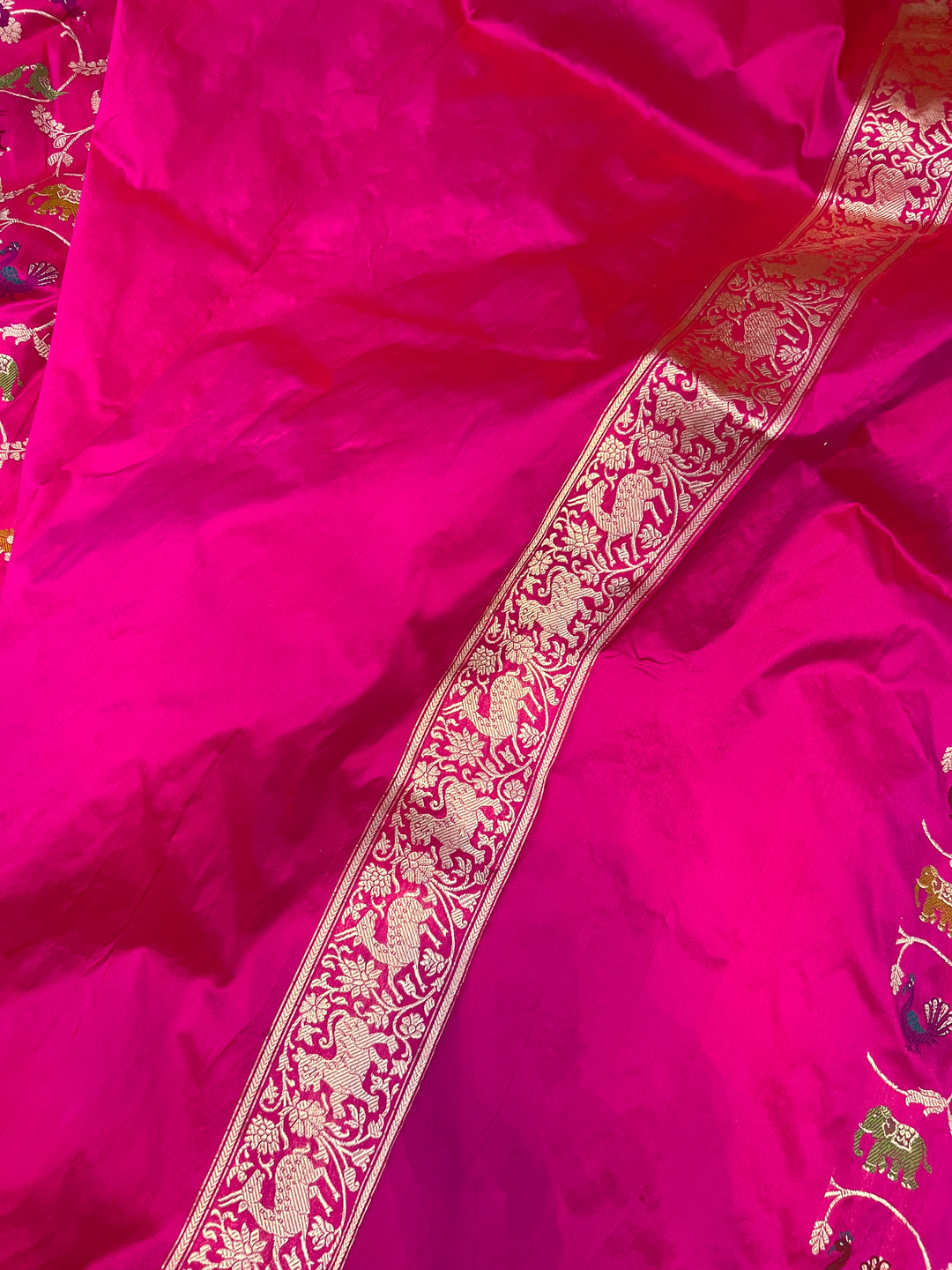 Rani Pink Kadwa Jaal Pure Banarasi Handloom Katan Silk Saree - Aura Benaras