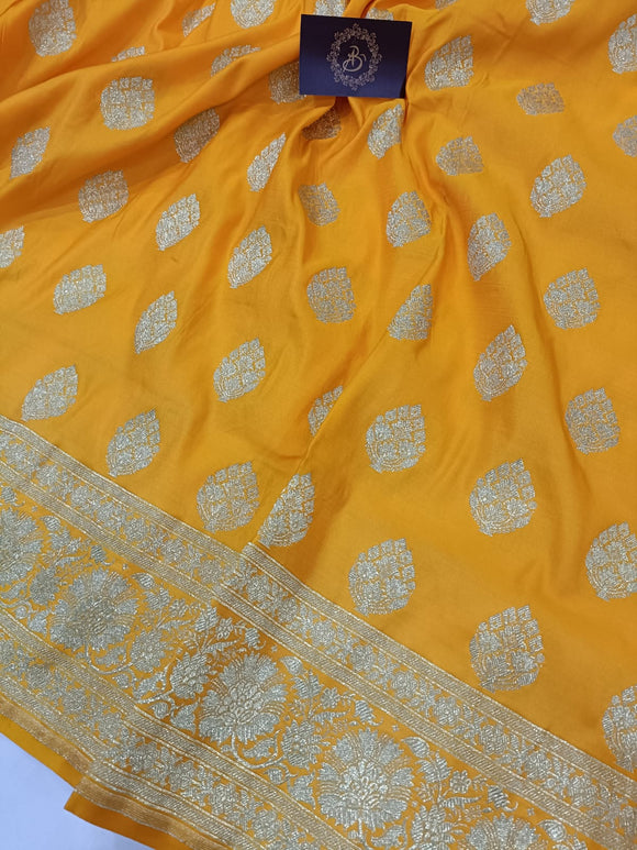 Yellow Banarasi Handloom Satin Silk Saree - Aura Benaras