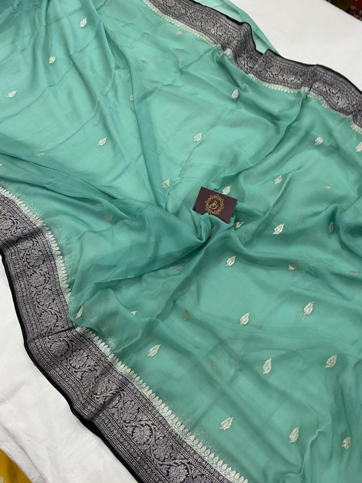 Greyish Green Khaddi Chiffon Banarasi Handloom Saree - Aura Benaras