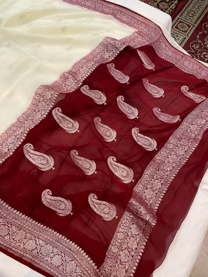 Off White Khaddi Chiffon Banarasi Handloom Saree - Aura Benaras