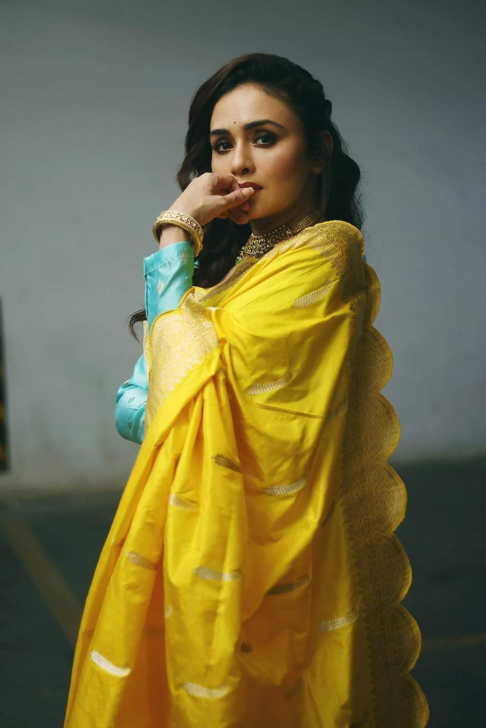 Yellow Banarasi Handloom Katan Silk Saree - Aura Benaras