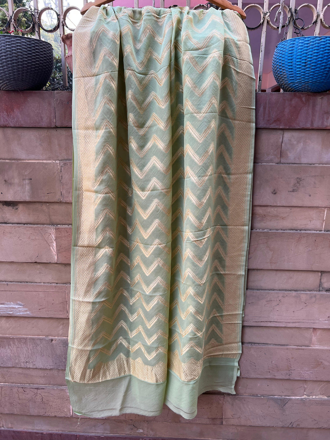 Pista Green Pure Banarasi Handloom Georgette Dupatta - Aura Benaras