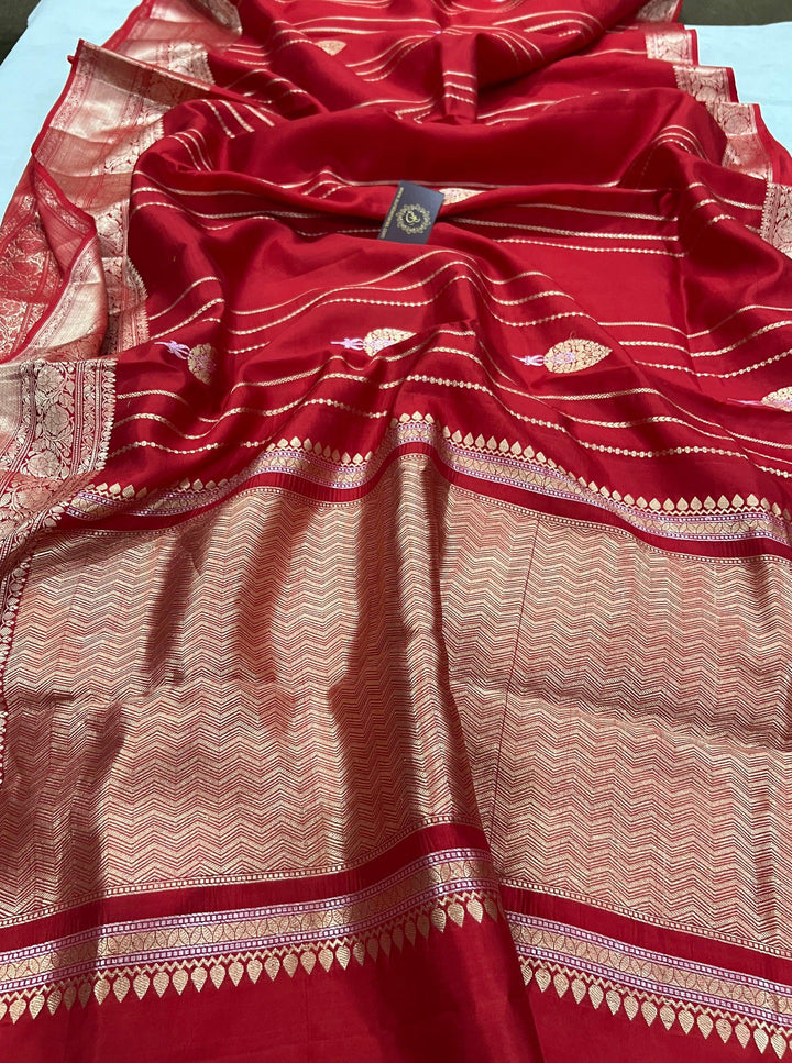 Red Pure Banarasi Handloom Silk Saree - Aura Benaras