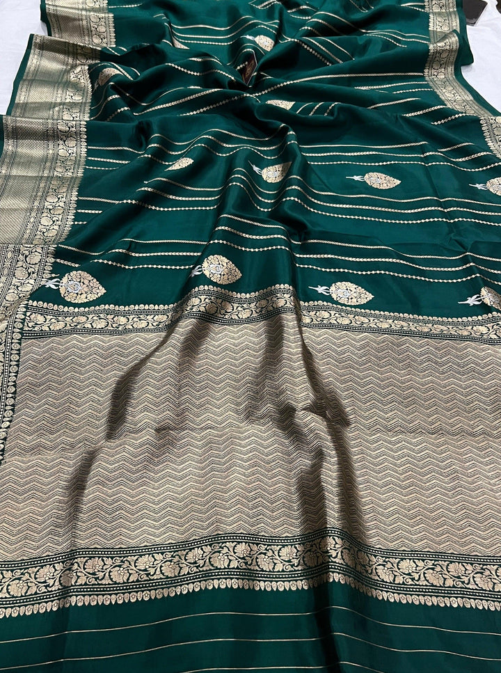 Bottle Green Pure Banarasi Handloom Silk Saree - Aura Benaras