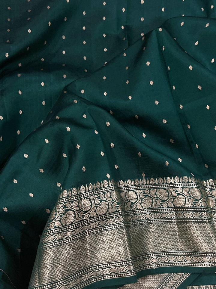 Bottle Green Pure Banarasi Handloom Silk Saree - Aura Benaras
