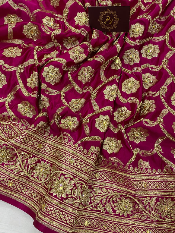 Hand-Zardozi / Stonework Saree - Aura Benaras