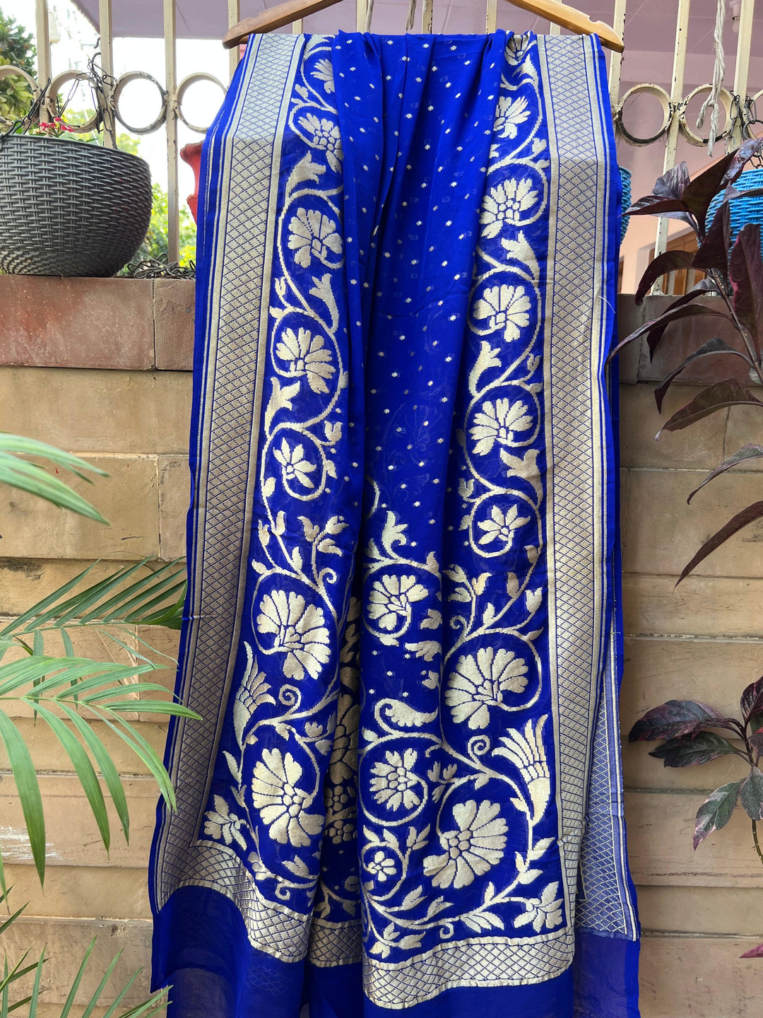 Royal Blue Pure Banarasi Handloom Georgette Dupatta - Aura Benaras