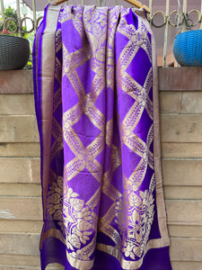 Purple Shaded Pure Banarasi Handloom Georgette Dupatta - Aura Benaras