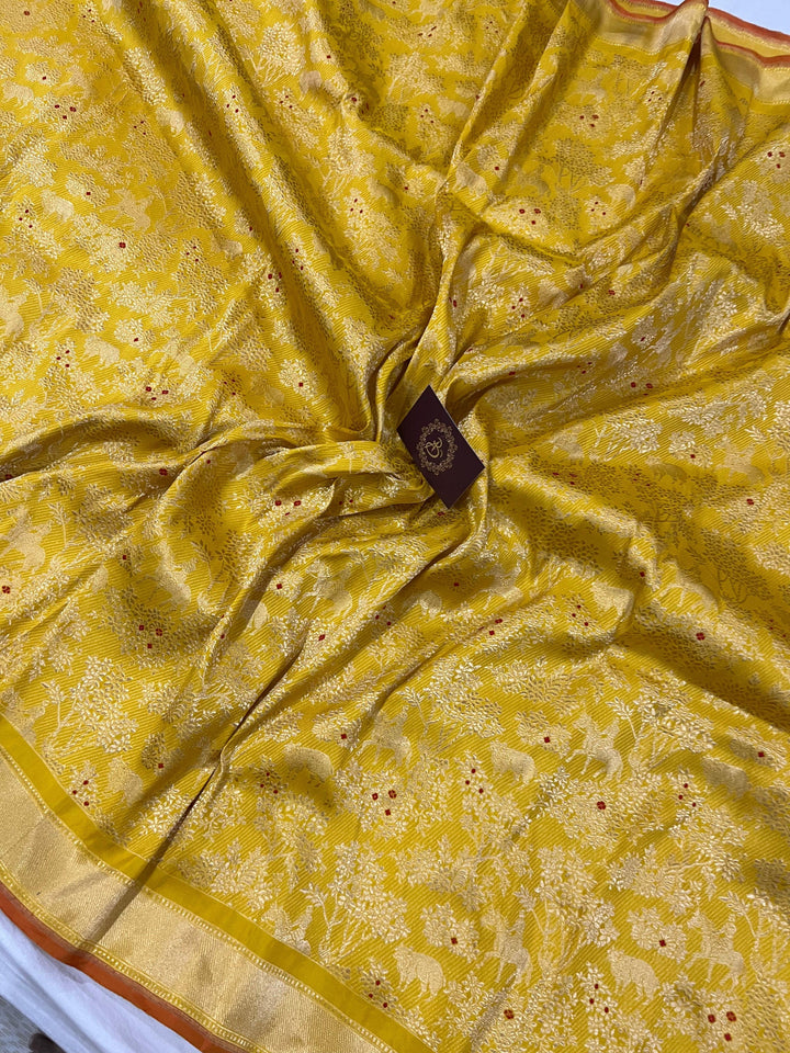 Yellow Banarasi Handloom Katan Silk Saree - Aura Benaras