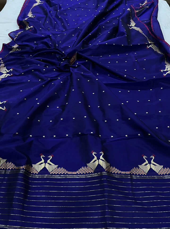 Purple Banarasi Handloom Katan Silk Saree - Aura Benaras