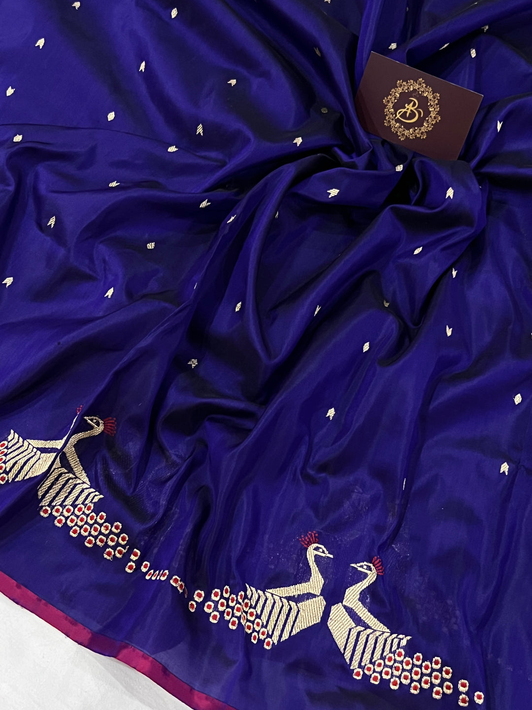 Purple Banarasi Handloom Katan Silk Saree - Aura BenarasPurple Banarasi Handloom Katan Silk Saree - Aura Benaras