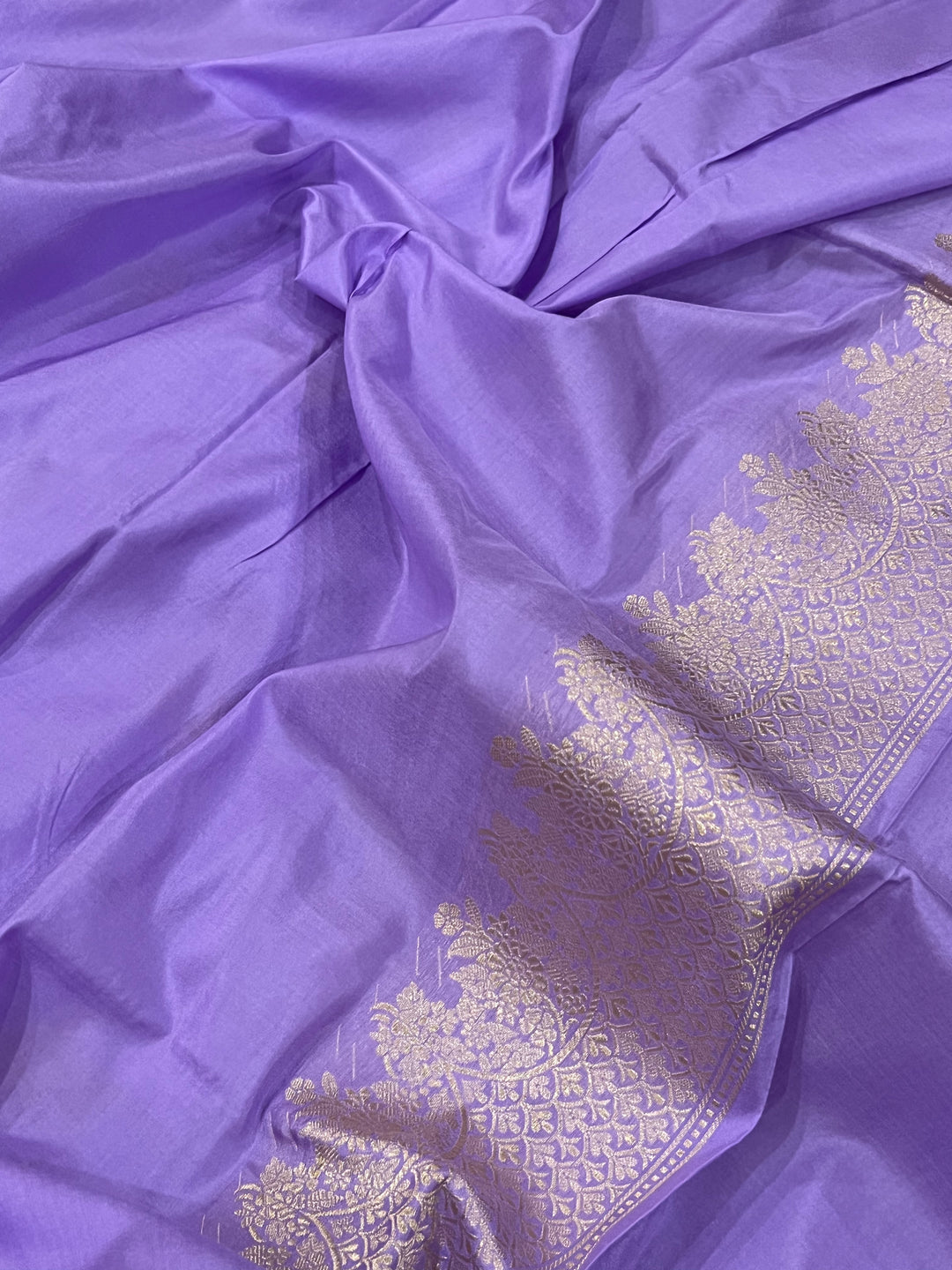 Lavender Kadhua Banarasi Handloom Katan Silk Saree - Aura Benaras