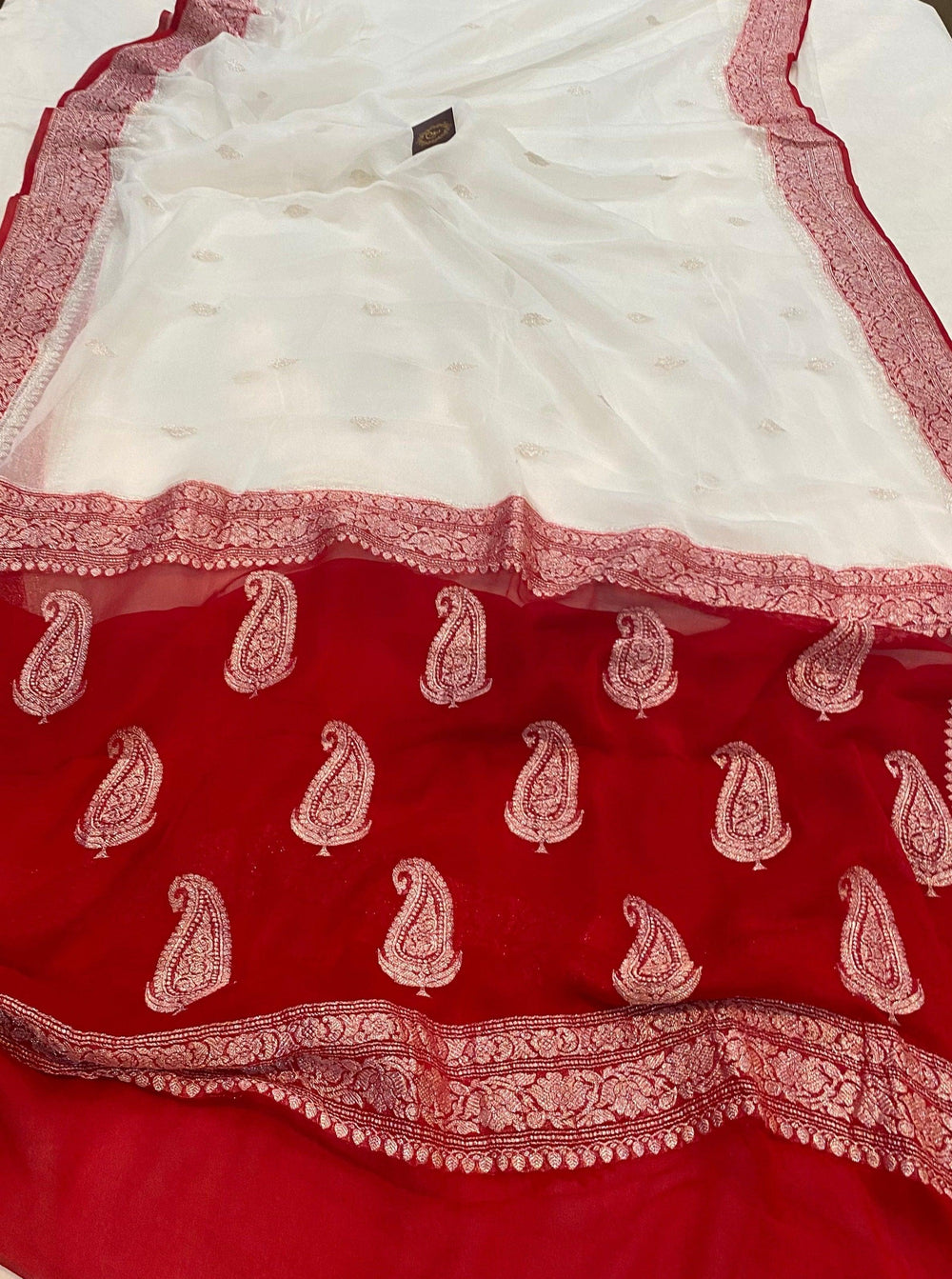 Off White Khaddi Chiffon Banarasi Handloom Saree - Aura Benaras