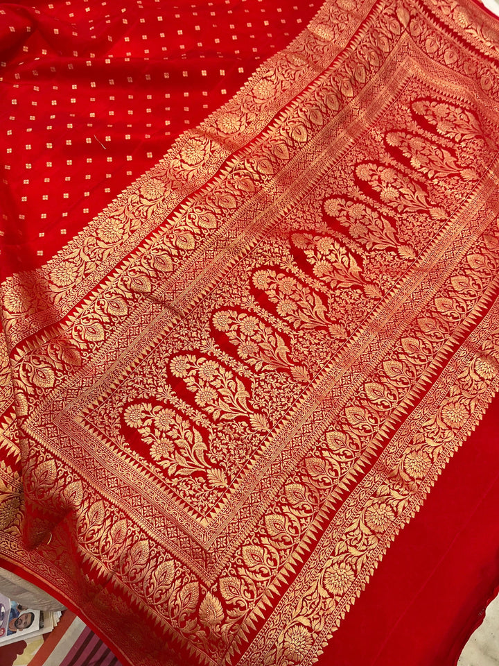 Red Pure Banarasi Khaddi Crepe Silk Saree - Aura Benaras
