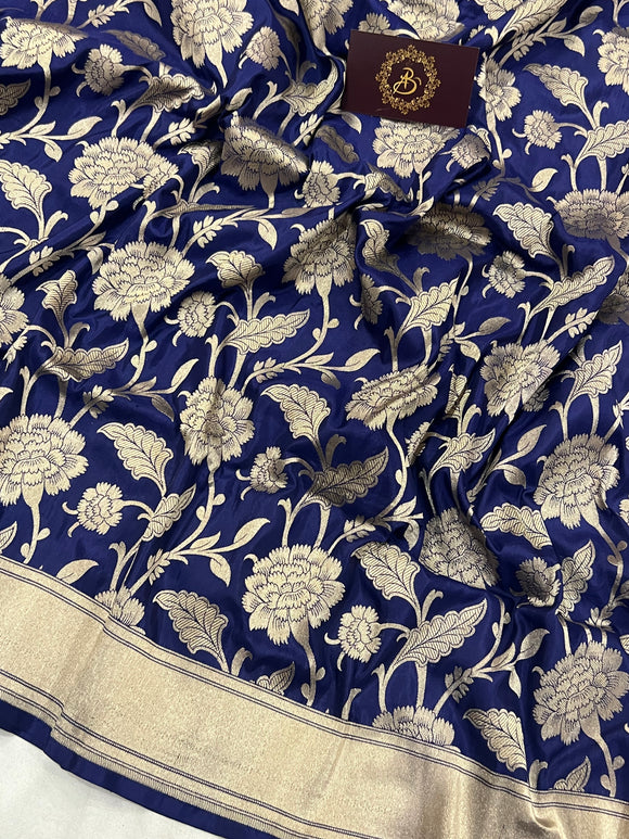Navy Blue Pure Banarasi Handloom Katan Silk Saree - Aura BenarasNavy Blue Pure Banarasi Handloom Katan Silk Saree - Aura Benaras