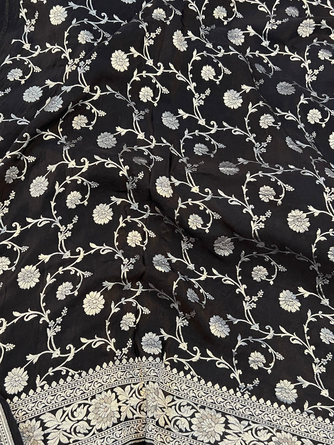 Black Pure Banarasi Khaddi Crepe Silk Saree - Aura Benaras