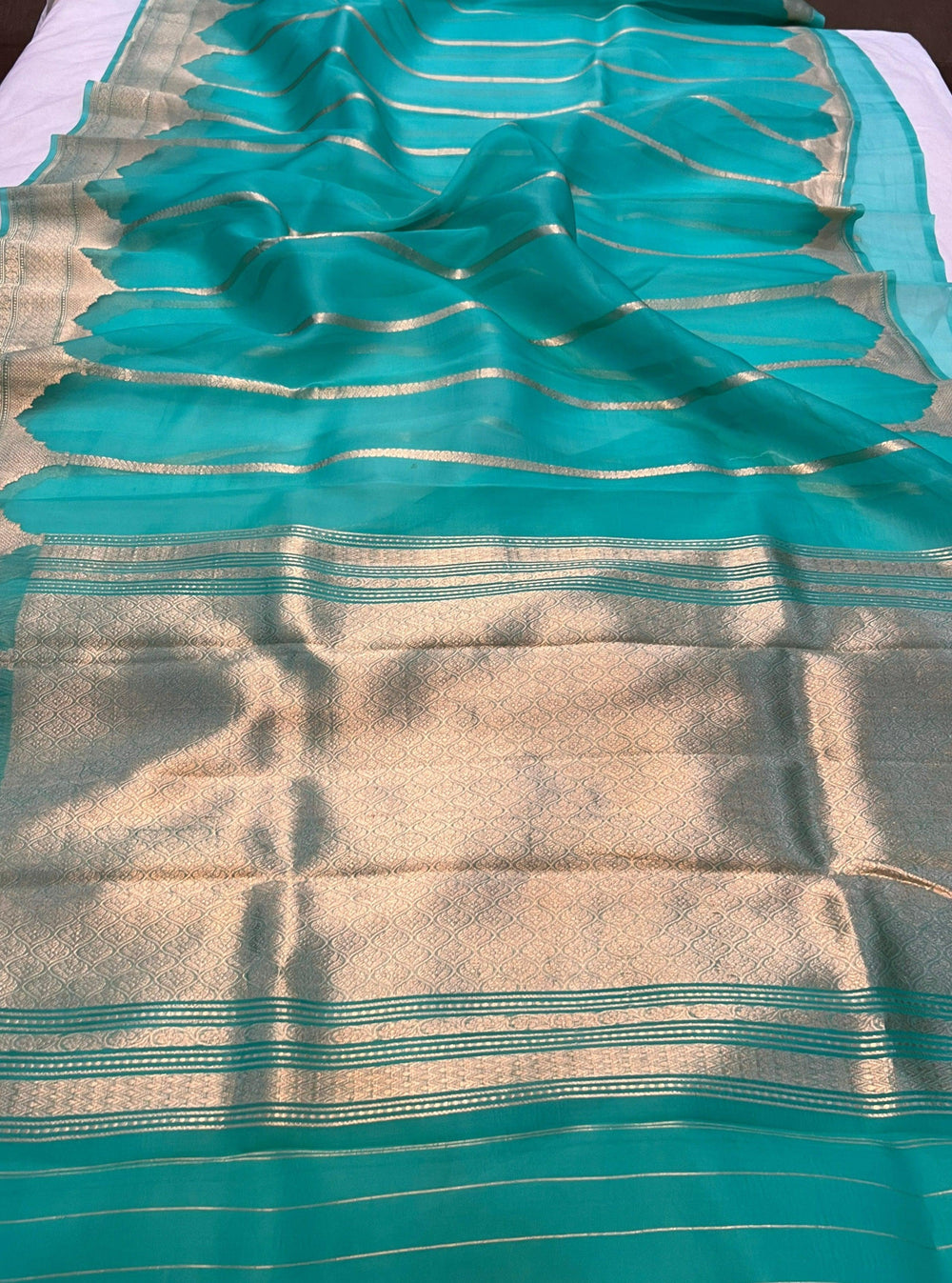 Turquoise Blue Banarasi Handloom Kora Silk Saree - Aura Benaras