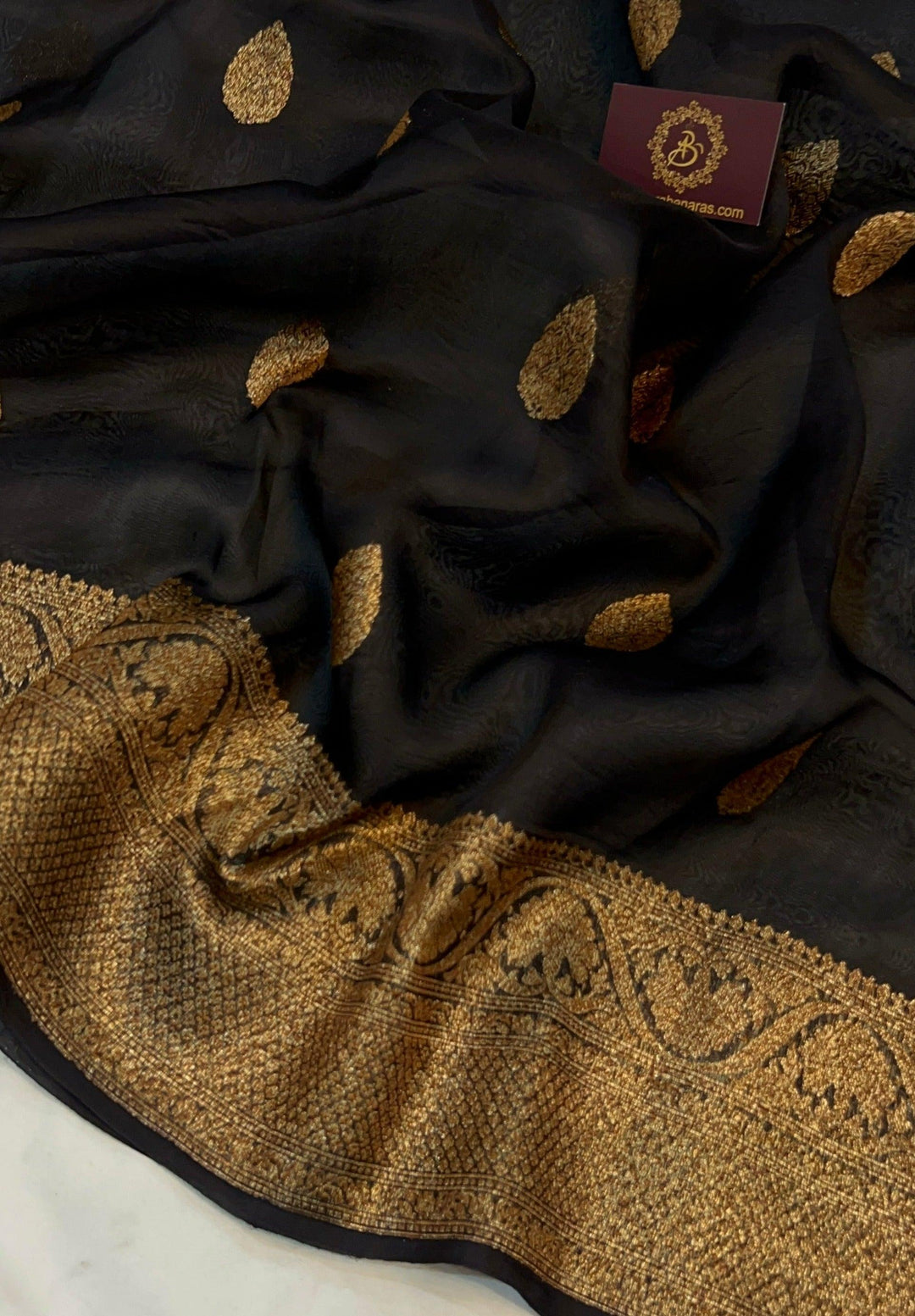 Black Banarasi Handloom Kora Silk Saree - Aura Benaras
