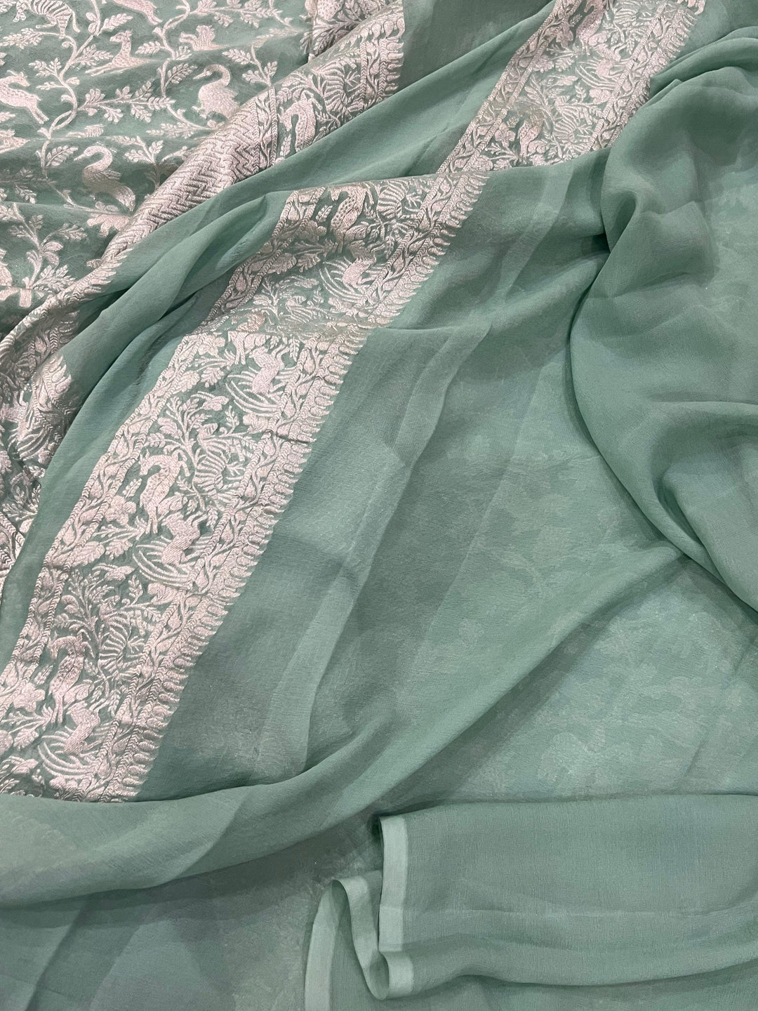 Greyish Green Khaddi Georgette Banarasi Handloom Saree - Aura Benaras