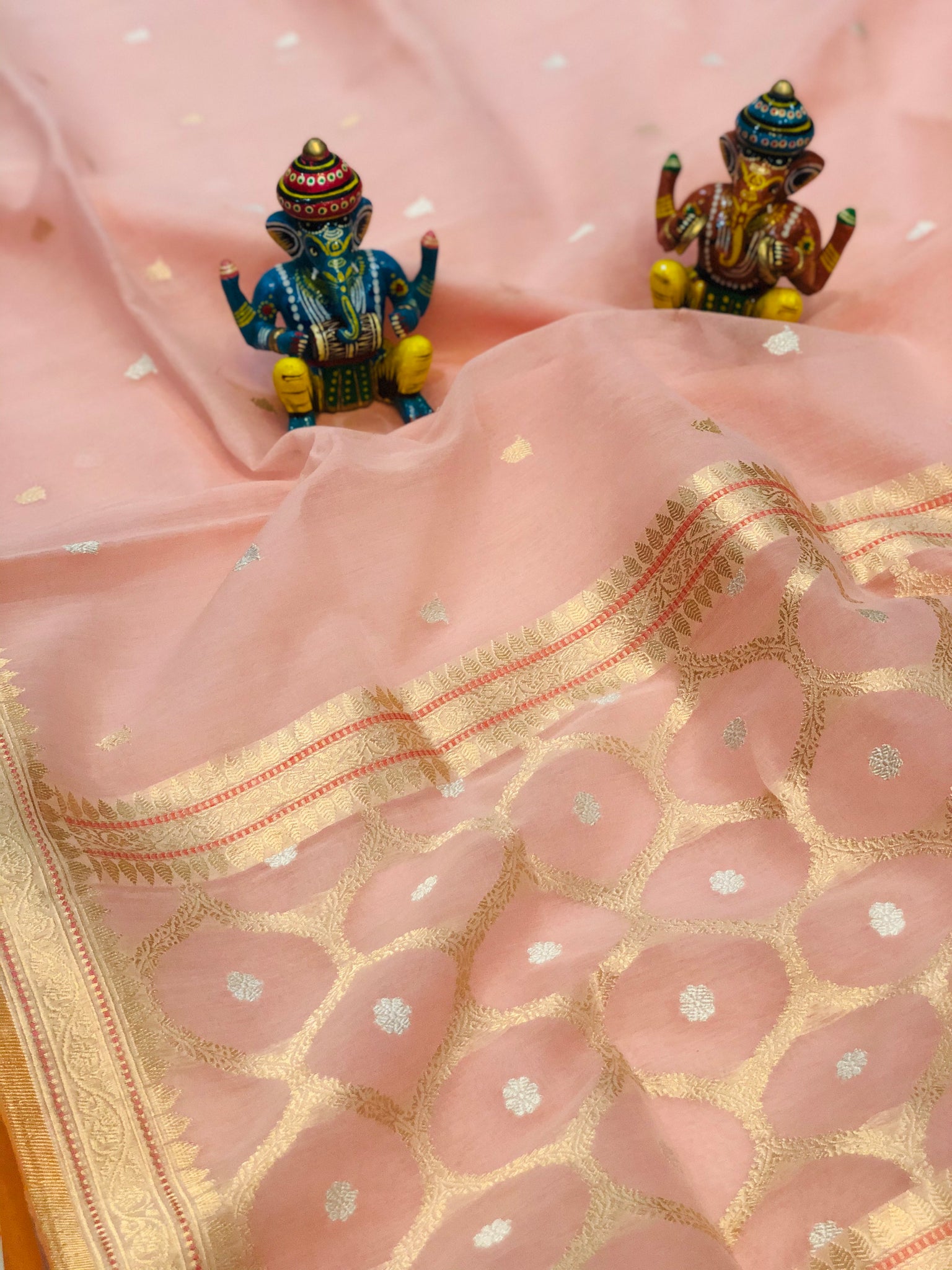 Handloom Banarasi Kora Silk Saree With Katan Border – Khinkhwab