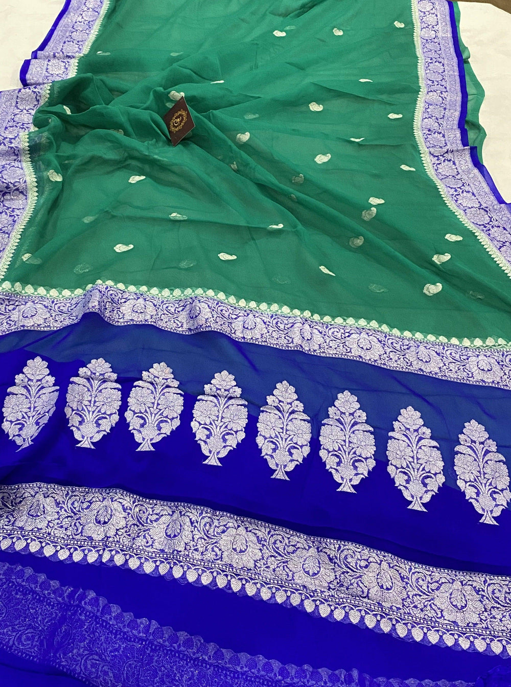 Teal Green Banarasi Handloom Pure Georgette Silk Saree - Aura Benaras