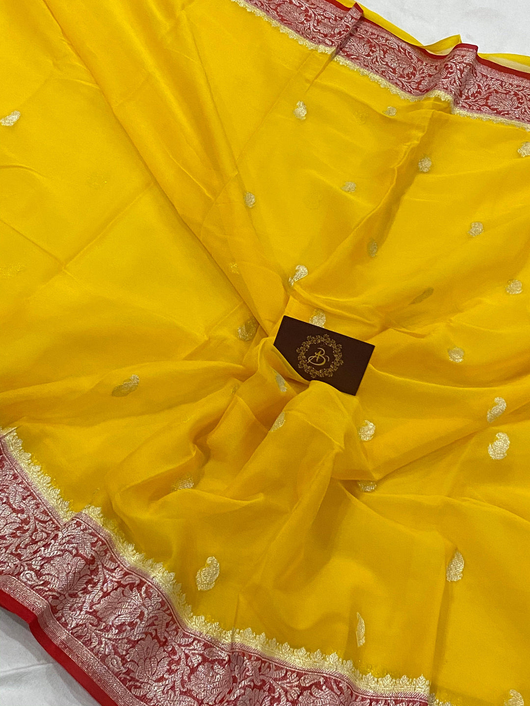 Yellow Banarasi Handloom Pure Georgette Silk Saree - Aura Benaras