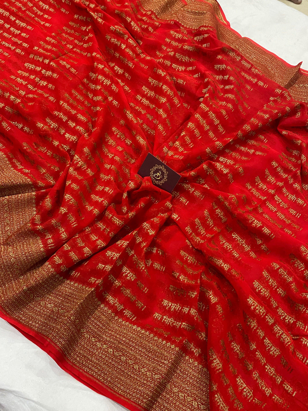 Red Banarasi Handloom Pure Georgette Silk Saree - Aura Benaras