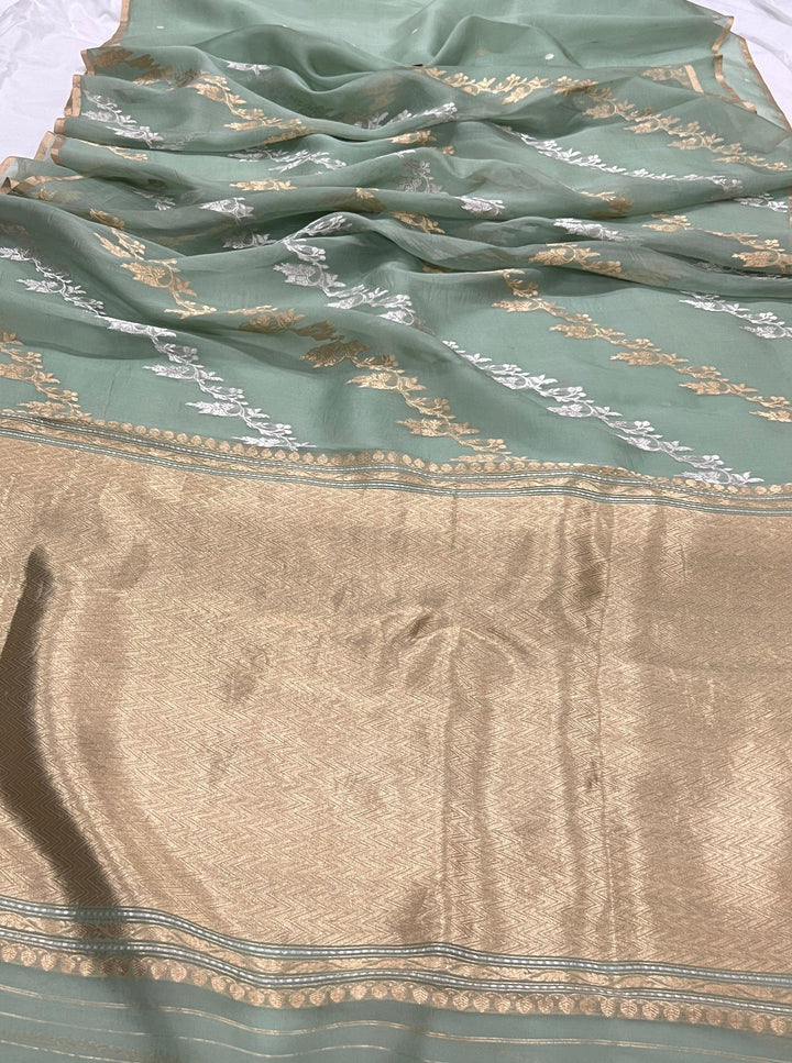 Greyish Green Banarasi Handloom Kora Silk Saree - Aura Benaras
