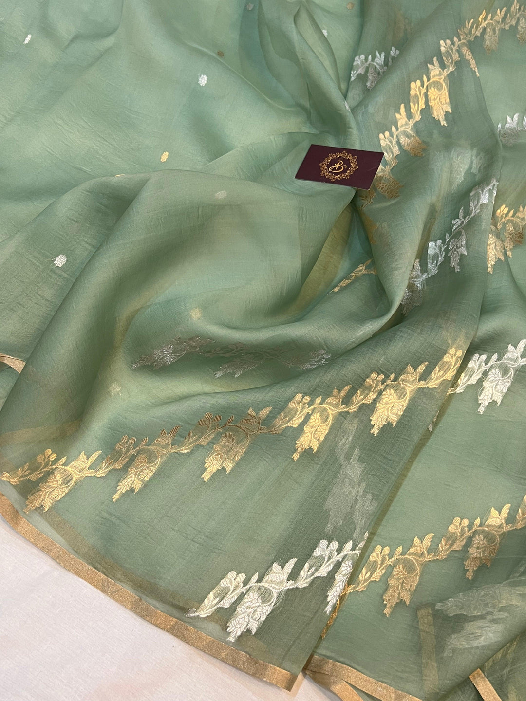 Greyish Green Banarasi Handloom Kora Silk Saree - Aura Benaras