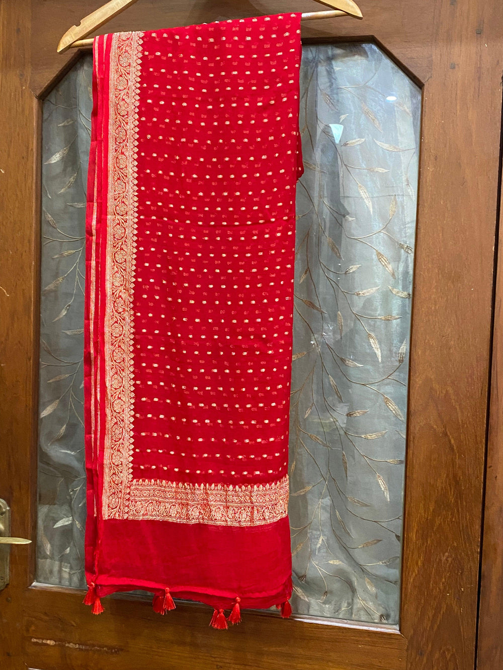Red Pure Banarasi Khaddi Chiffon Dupatta - Aura Benaras