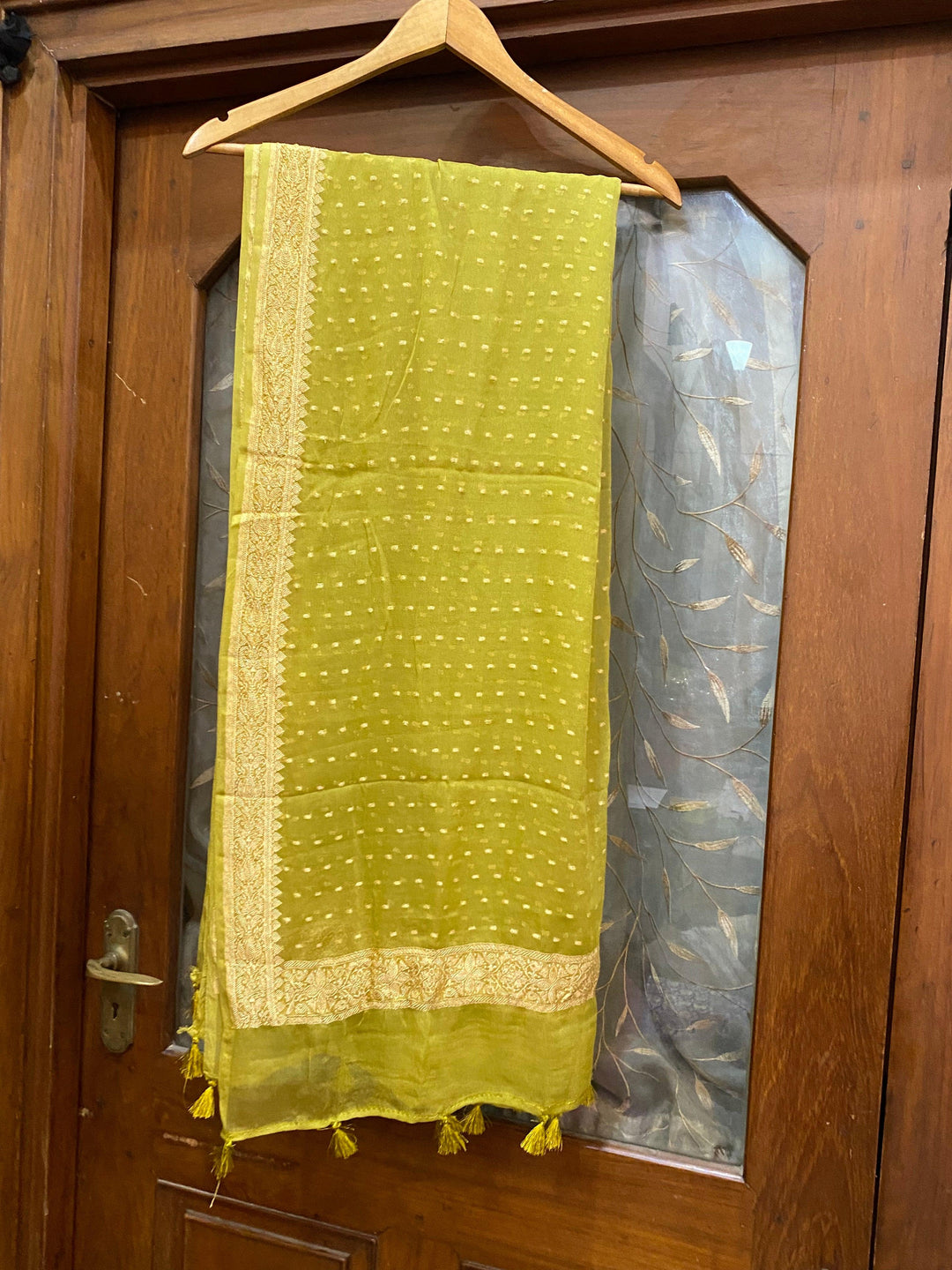 Olive Green Pure Banarasi Khaddi Chiffon Dupatta - Aura Benaras