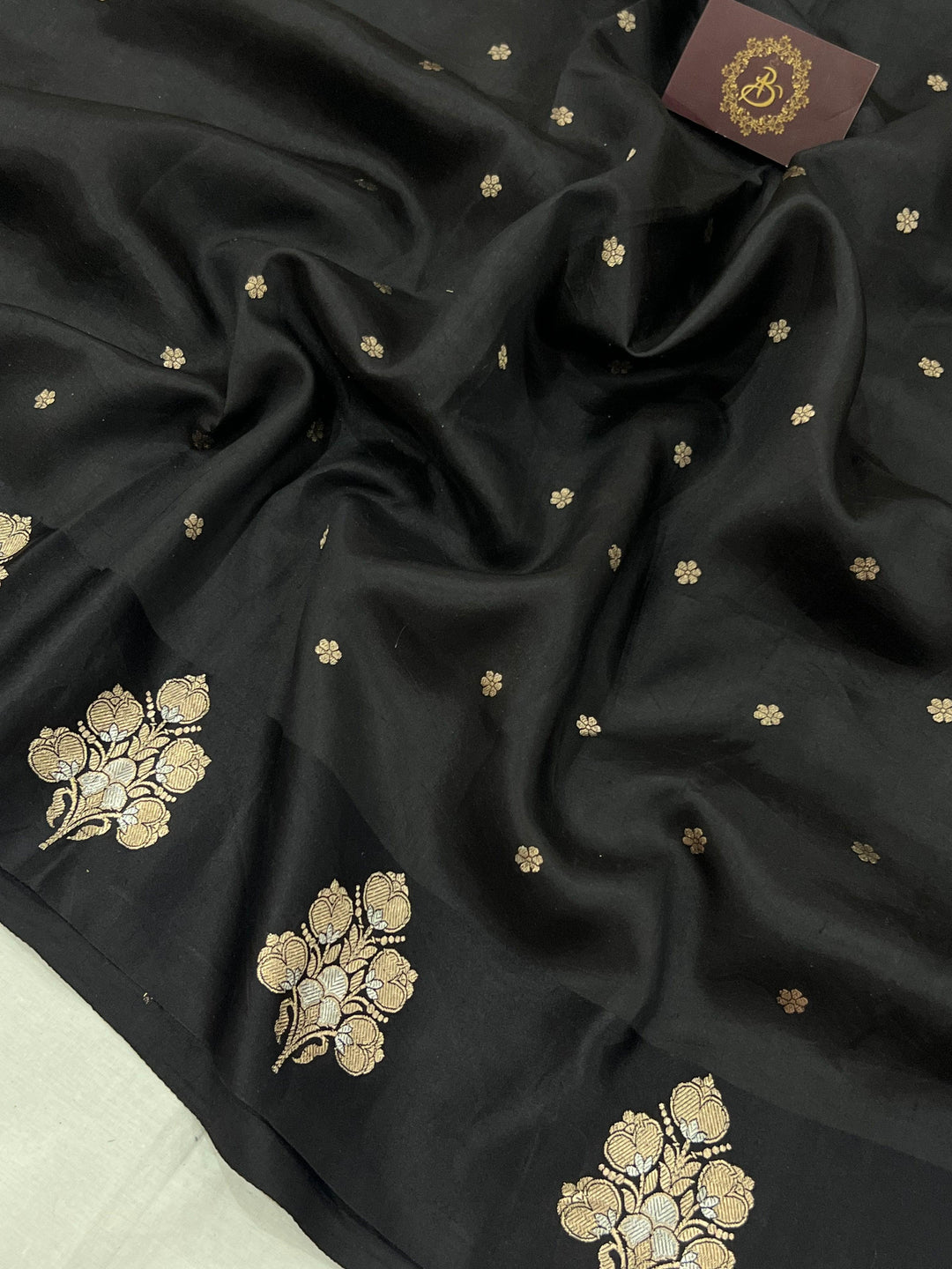 Black Pure Banarasi Handloom Silk Saree - Aura Benaras