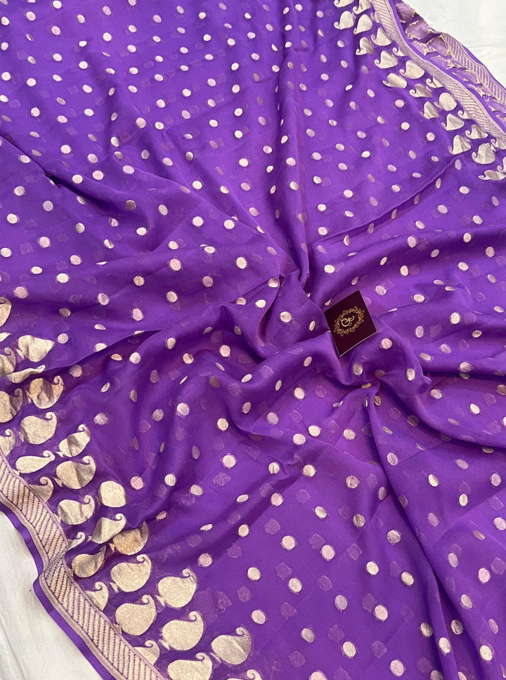 Lavender Khaddi Georgette Banarasi Handloom Saree - Aura Benaras