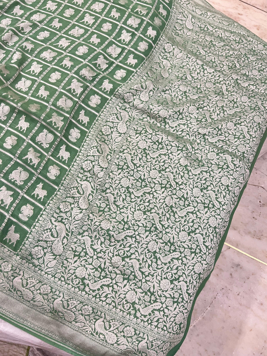 Greyish Green Khaddi Georgette Banarasi Handloom Saree - Aura Benaras