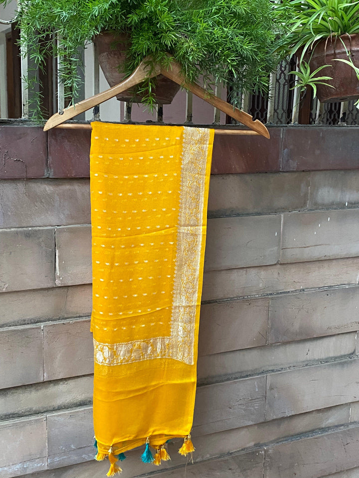 YELLOW BANARASI HANDLOOM KHADDI CHIFFON DUPATTA - Aura Benaras